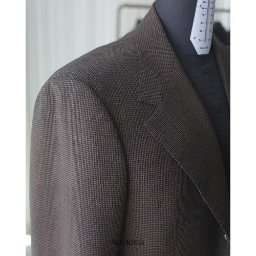 SW4102 by Toast Bespoke